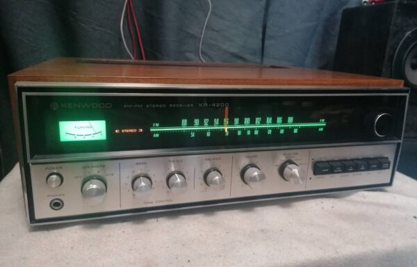 Kenwood KR-4200