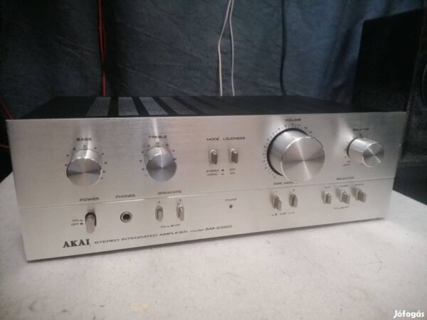 Szeged erősítő javítás Szeged, hangfal javítás Szeged elektronikai javítás Szeged lemezjátszó javítás Szeged hangtechnika javítás használt hangfal Szeged használt erősítő Szeged Akai erősítő