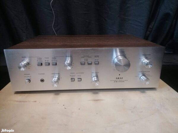 Szeged erősítő javítás Szeged, hangfal javítás Szeged elektronikai javítás Szeged lemezjátszó javítás Szeged hangtechnika javítás használt hangfal Szeged használt erősítő Szeged Akai erősítő