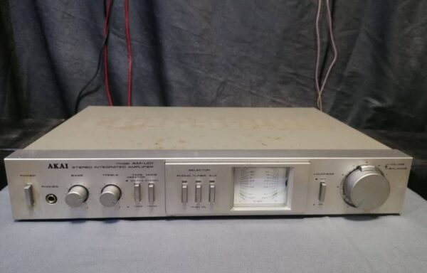 Akai AM-U01