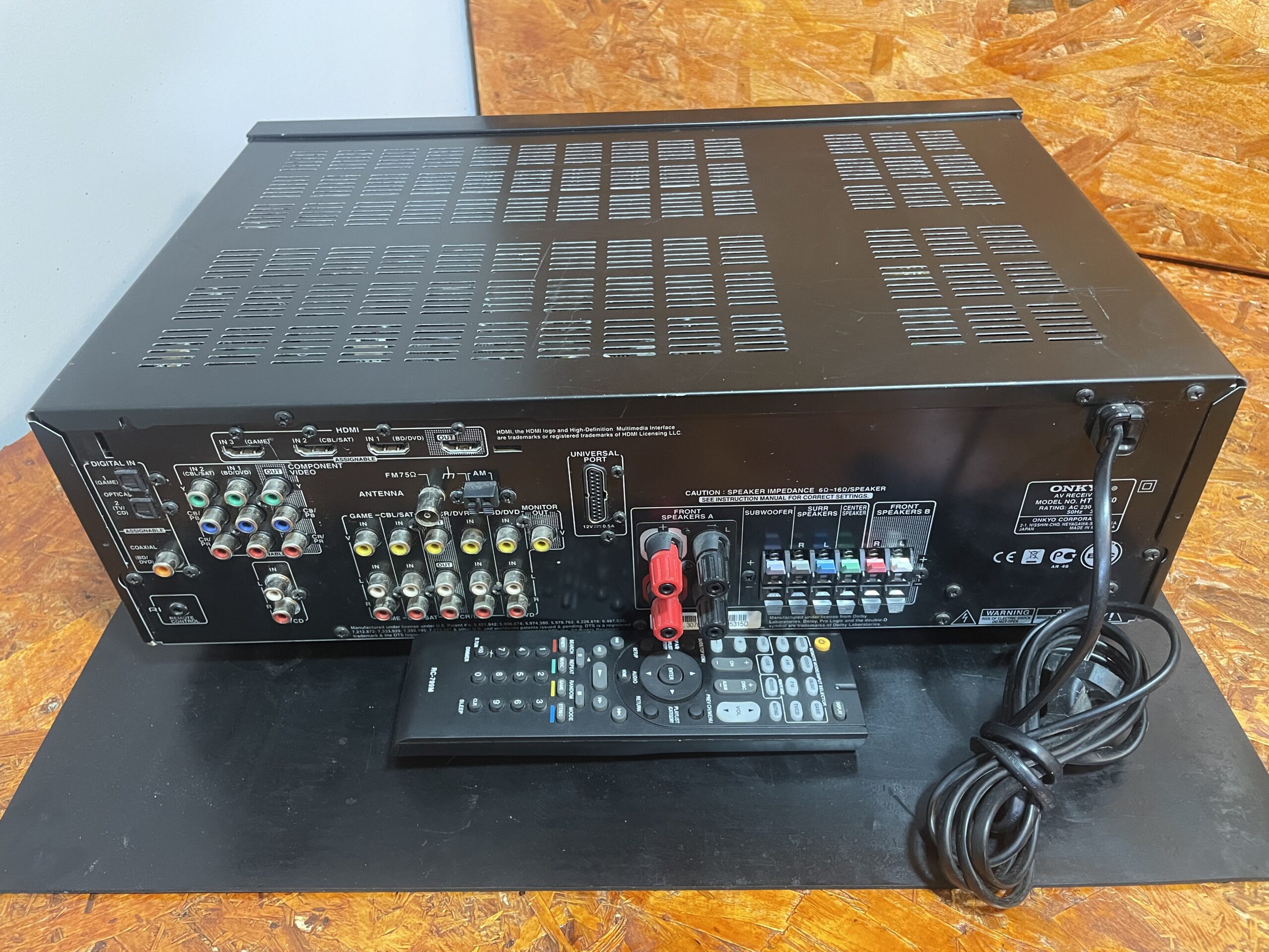 Onkyo HT-R380 - Image 3